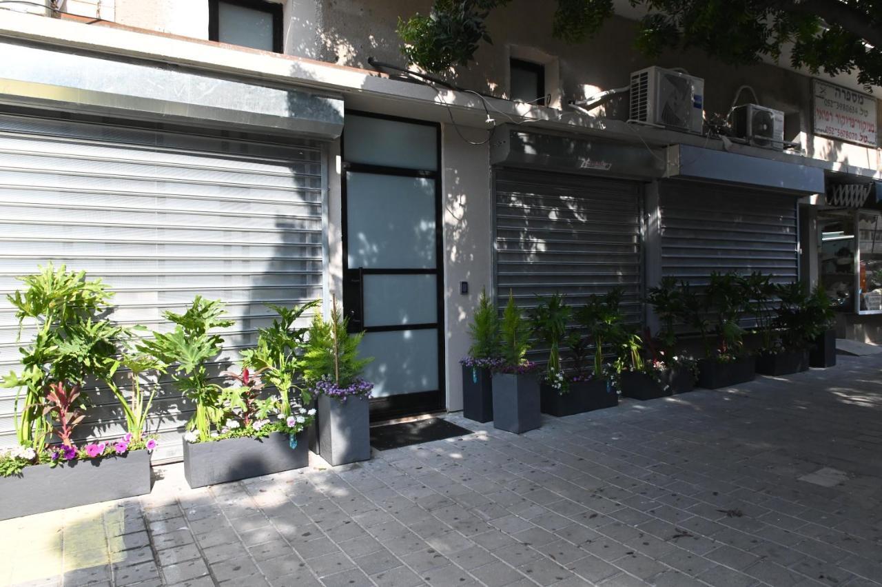 Kalvin Apartments By Levinsky Market Tel Aviv Exterior foto